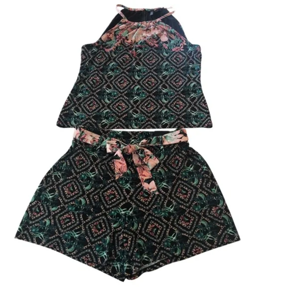 WHBM High-Rise Matte Jersey Shorts size L - Picture 3 of 11